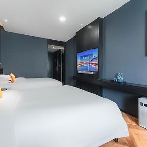 Superior Twin Room Two Queen Beds